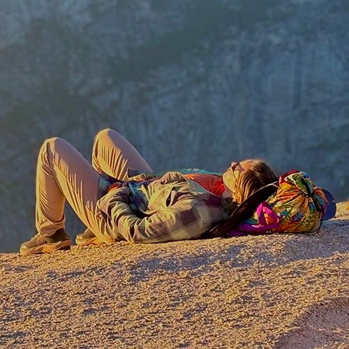 SHE RECOVERS Gem Megan Bolinder